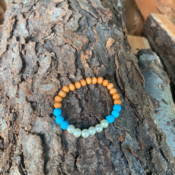 Blue, Wood, & Pearl Lava Bead Diffuser Bracelet - Picture 3 of 5